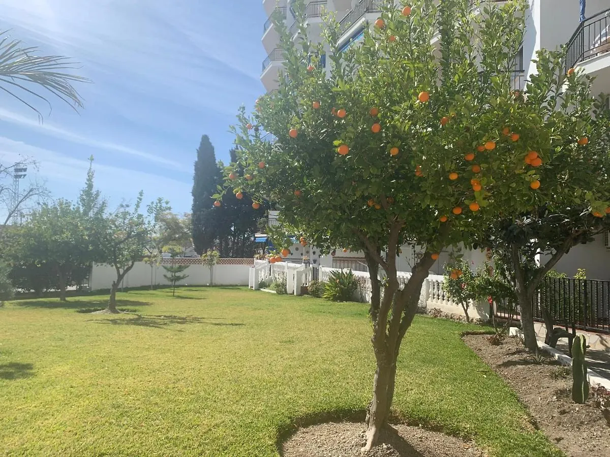Tres Hermanos - Spacious Modern 2 Bedroom Apartment Nerja