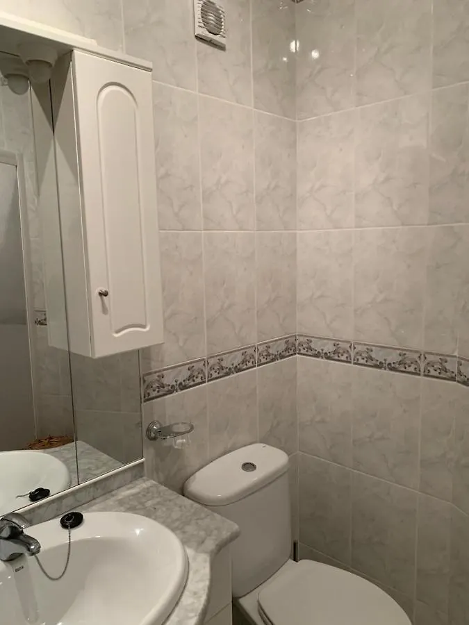Tres Hermanos - Spacious Modern 2 Bedroom Apartment Nerja Španělsko