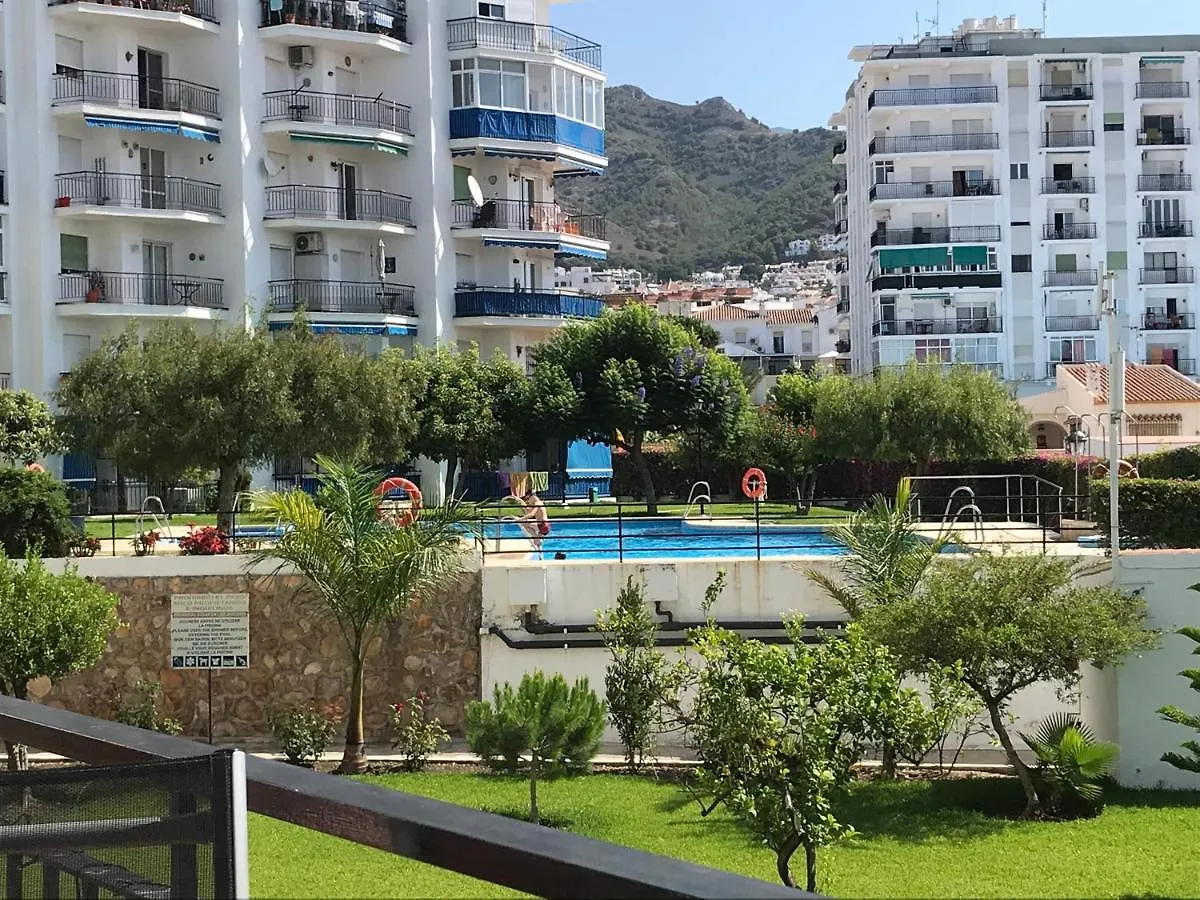 Tres Hermanos - Spacious Modern 2 Bedroom Apartment Nerja 0*,  Spain