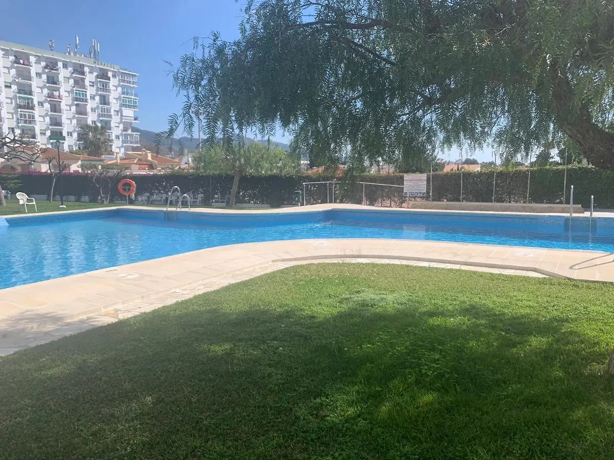 Tres Hermanos - Spacious Modern 2 Bedroom Apartment Nerja