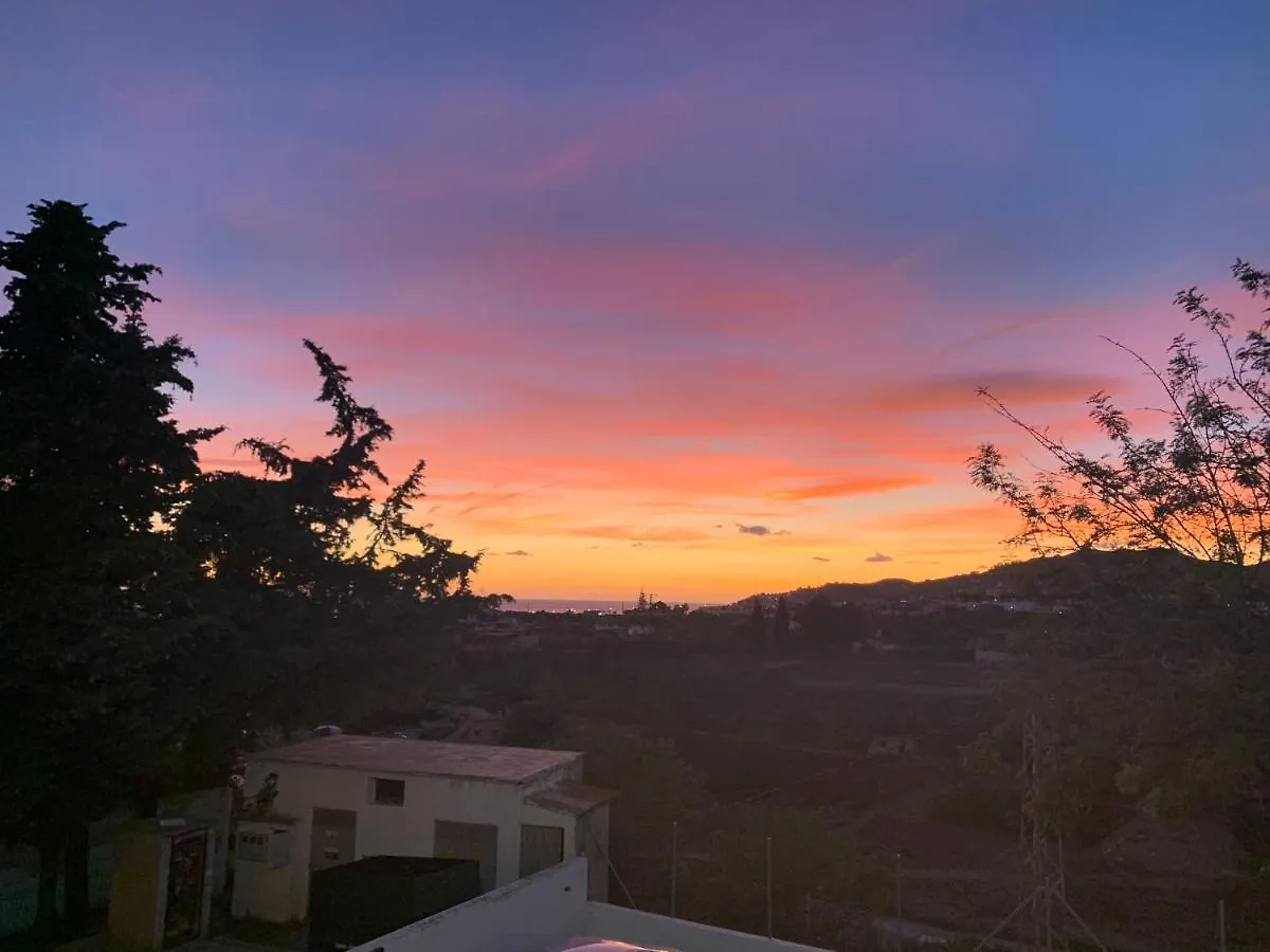 Tres Hermanos - Spacious Modern 2 Bedroom Apartment Nerja